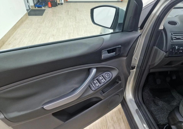 Ford Kuga cena 33999 przebieg: 249522, rok produkcji 2011 z Tarnów małe 436